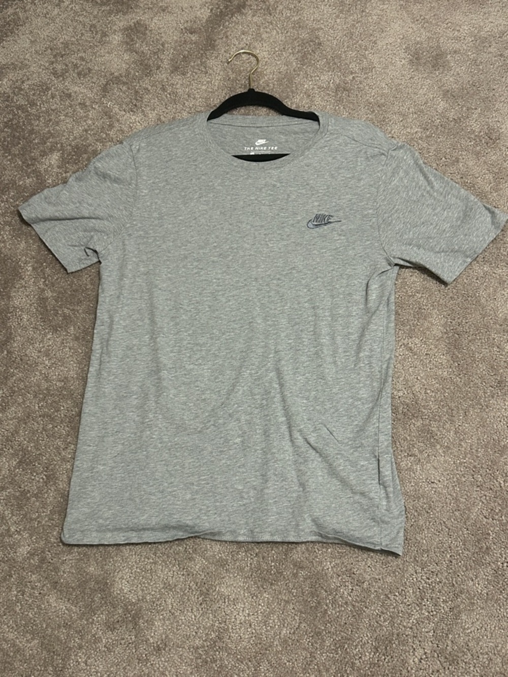 🎁Nike Short Sleeve Crew Tee in Heather Gray with Small Logo